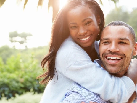 Couple heureux en amour